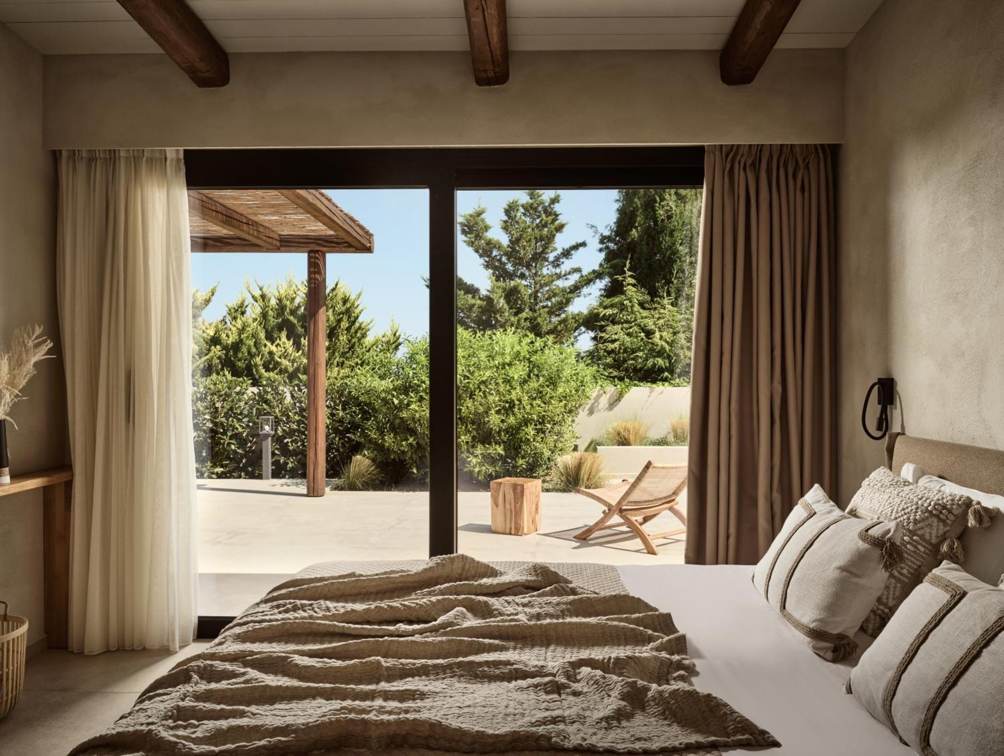 Ananta Blue Residence Argassi Exterior photo